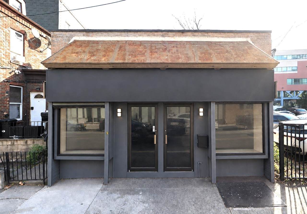 312-314 Baldwin Ave - Photo 1