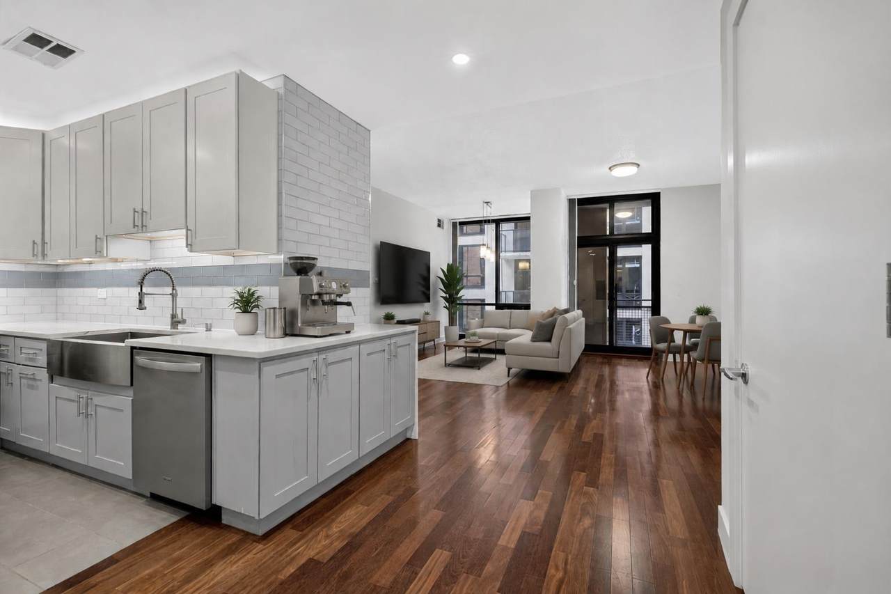 159 2ND ST - Photo 1