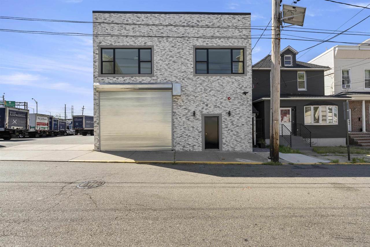 3709 Liberty Ave - Photo 1