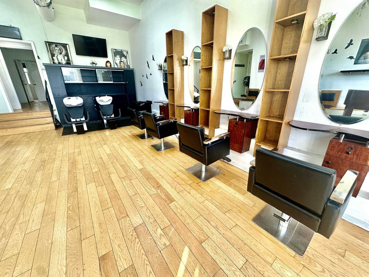 606 Kennedy Blvd - Photo 1