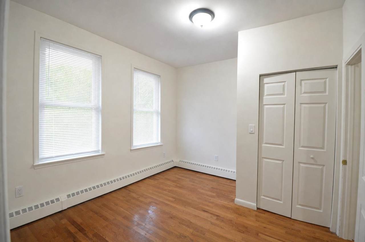241 Randolph Ave - Photo 1