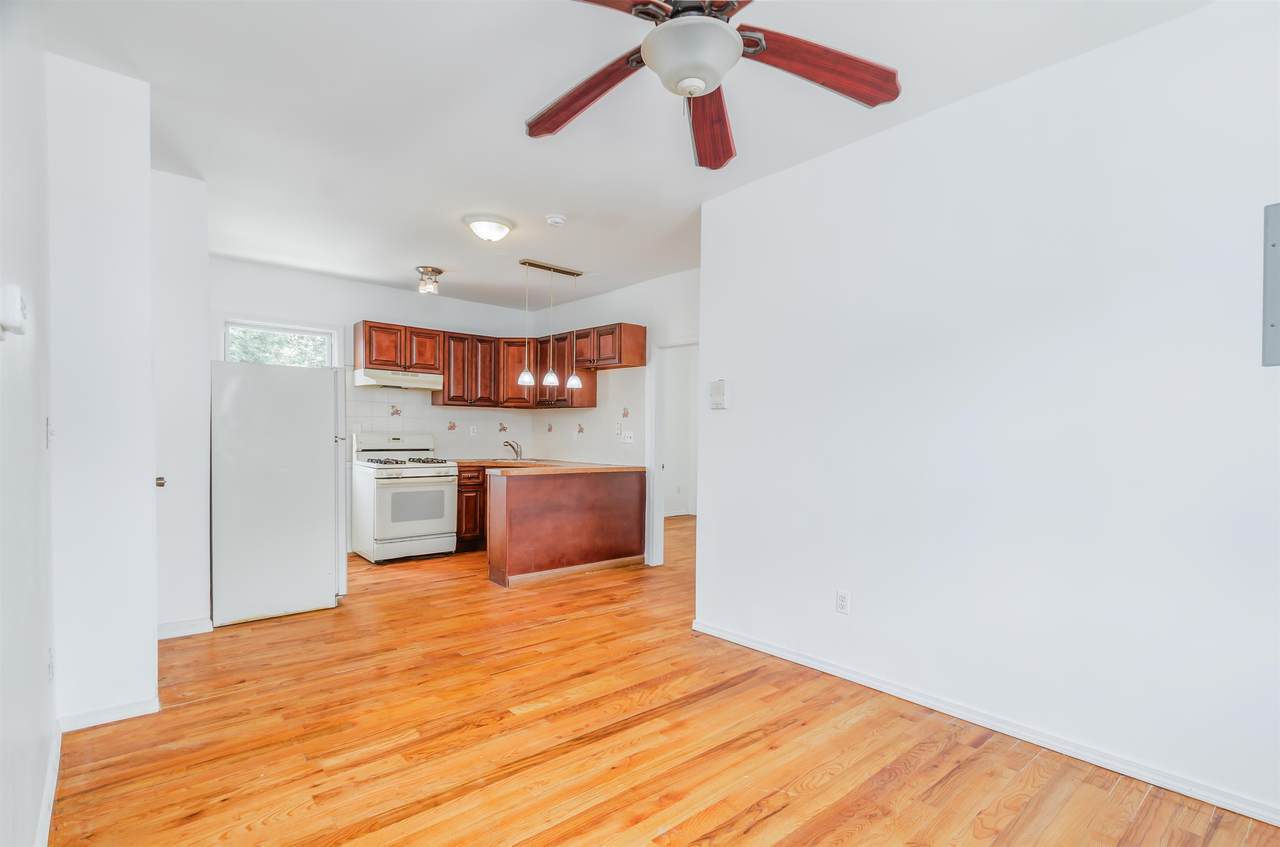 147 Avenue E - Photo 1