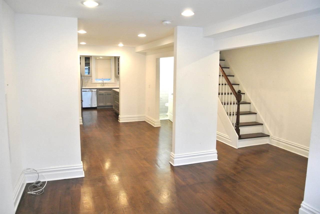 348.5 5TH ST - Photo 1
