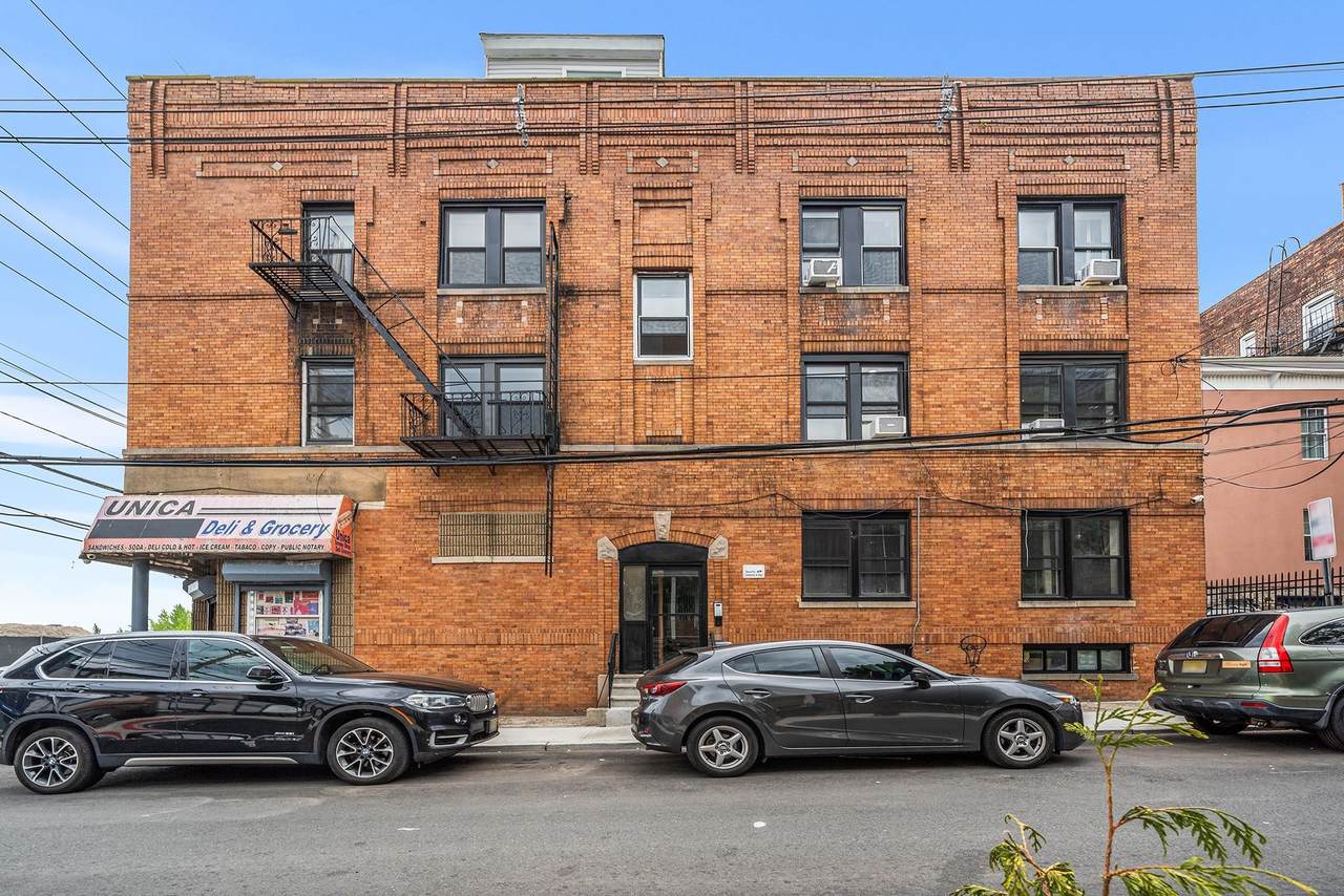 25 High St - Photo 1
