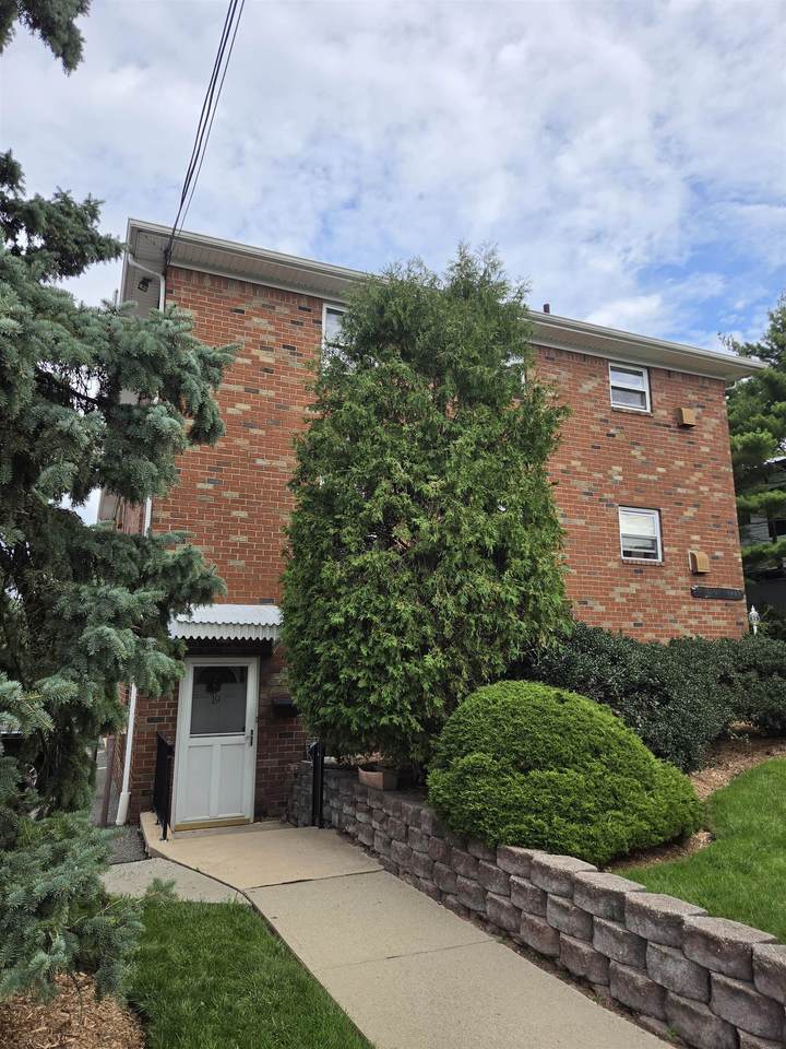 1307 Inwood Terrace - Photo 1