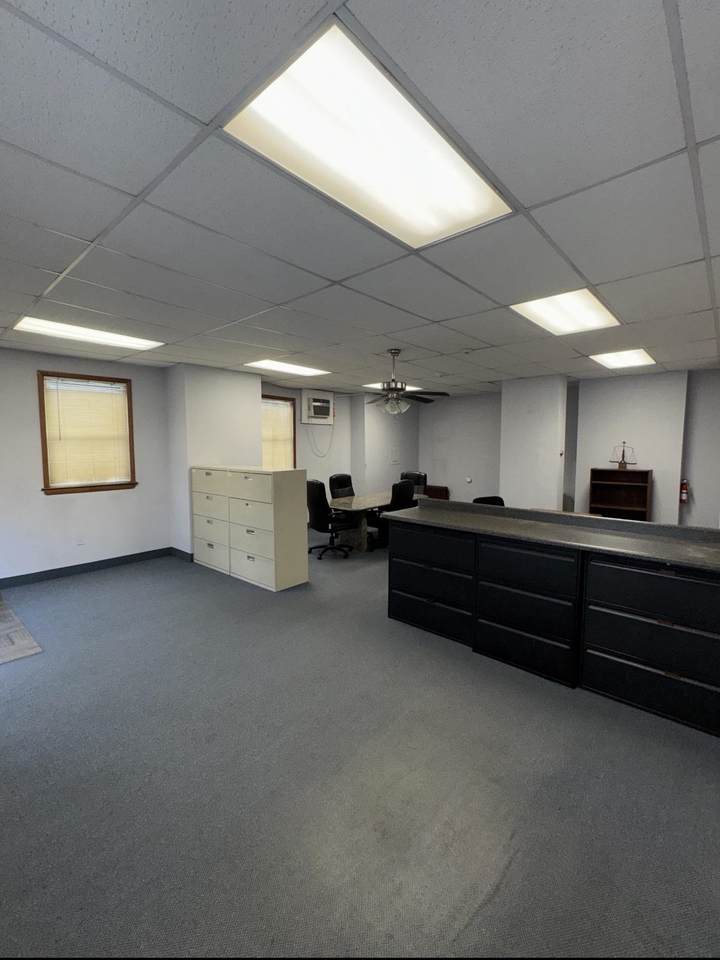 450 Broad St - Photo 1