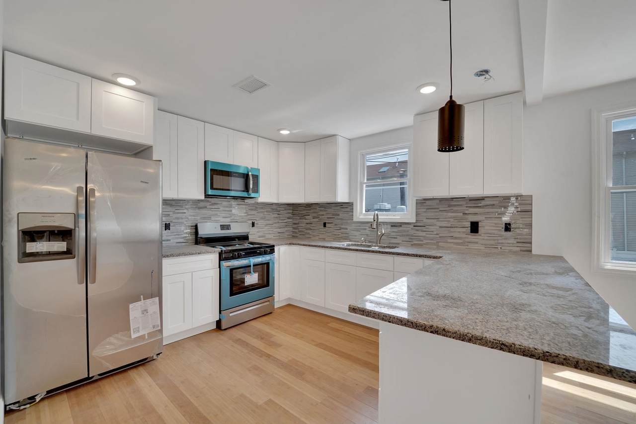 388 Broadway - Photo 1