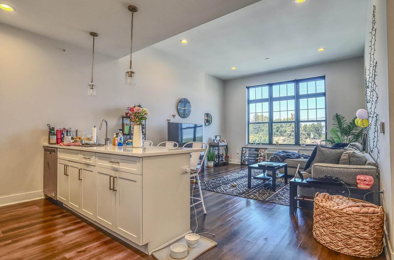 110 Market St - Photo 1