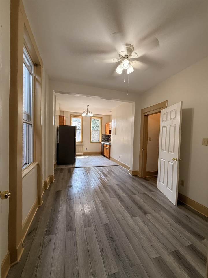 409 26TH ST - Photo 1