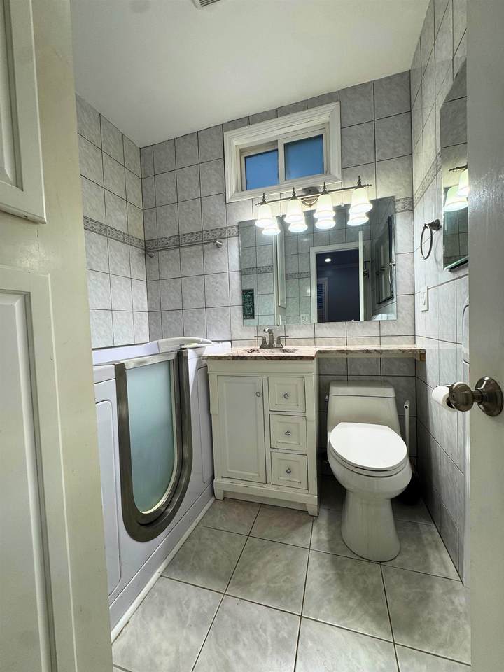 https://bt-photos.global.ssl.fastly.net/liberty/1280_boomver_1_260018466-2.jpg
