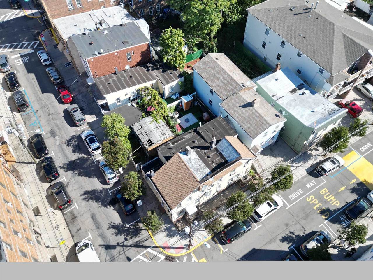 800-804 West St - Photo 1