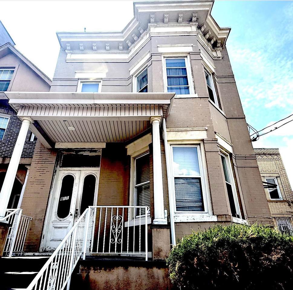 811 Sip St - Photo 1