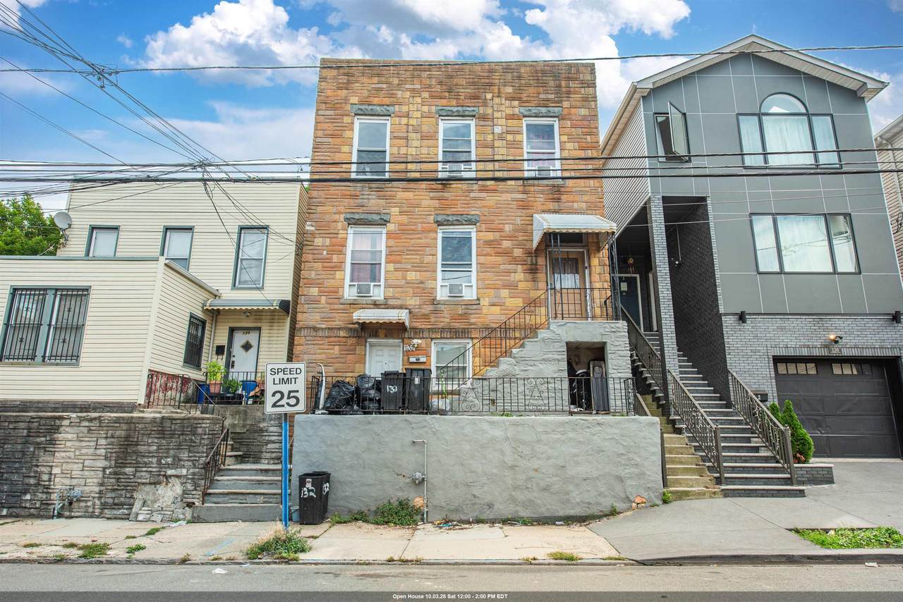 132 Terrace Ave - Photo 1