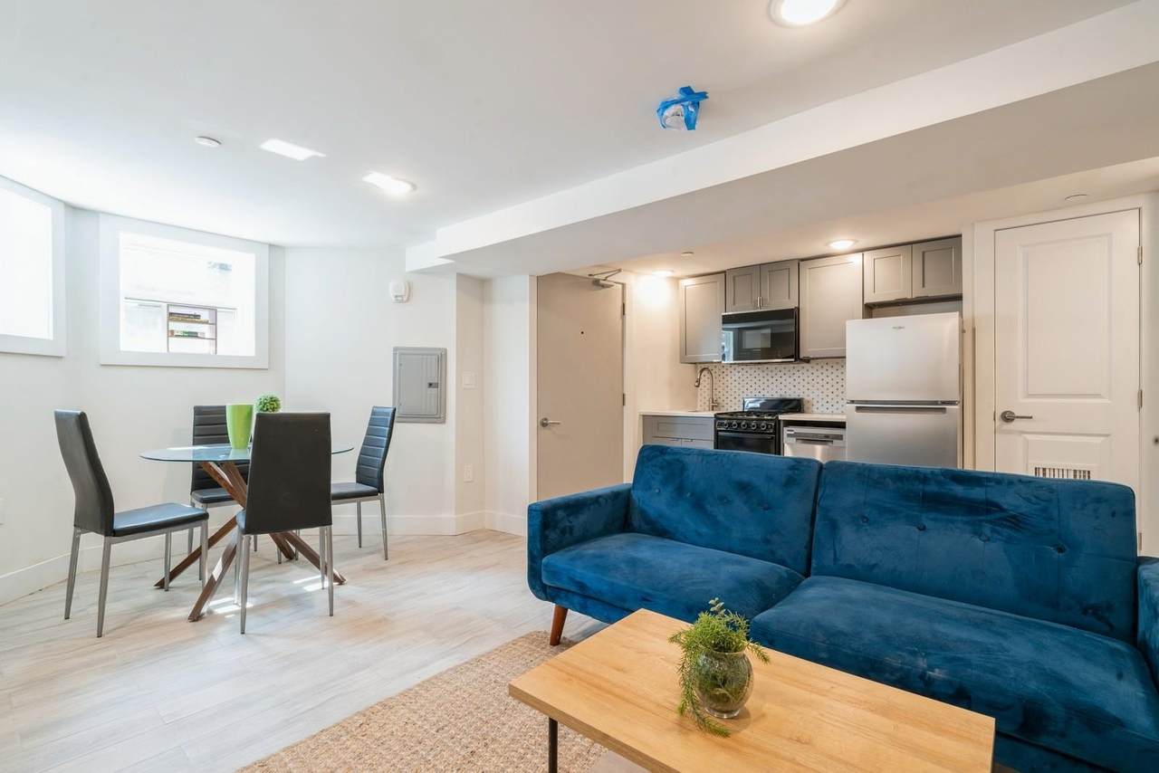 543 Palisade Ave - Photo 1