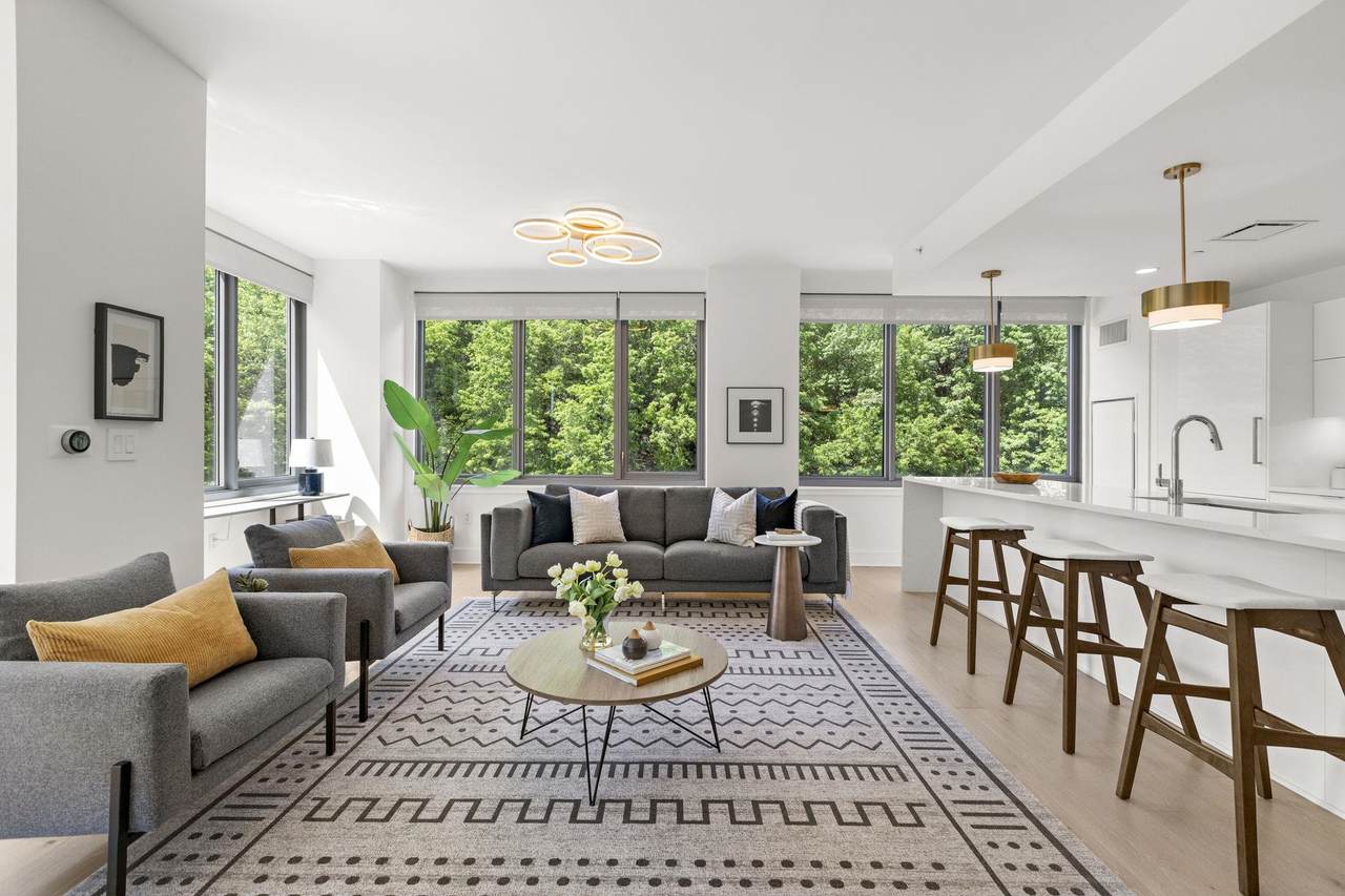 9 Avenue At Port Imperial - Photo 1