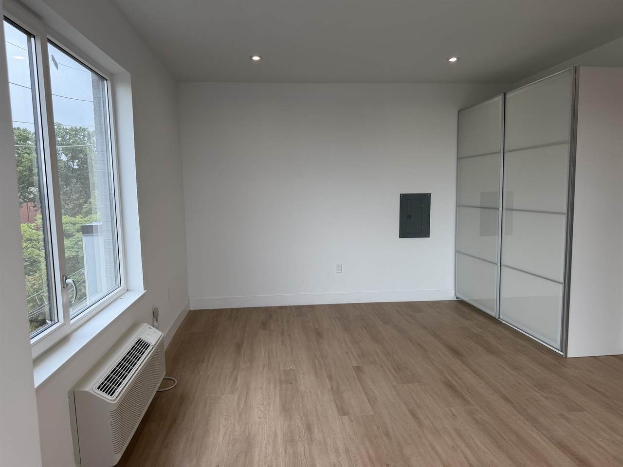 3309 Liberty Ave - Photo 1