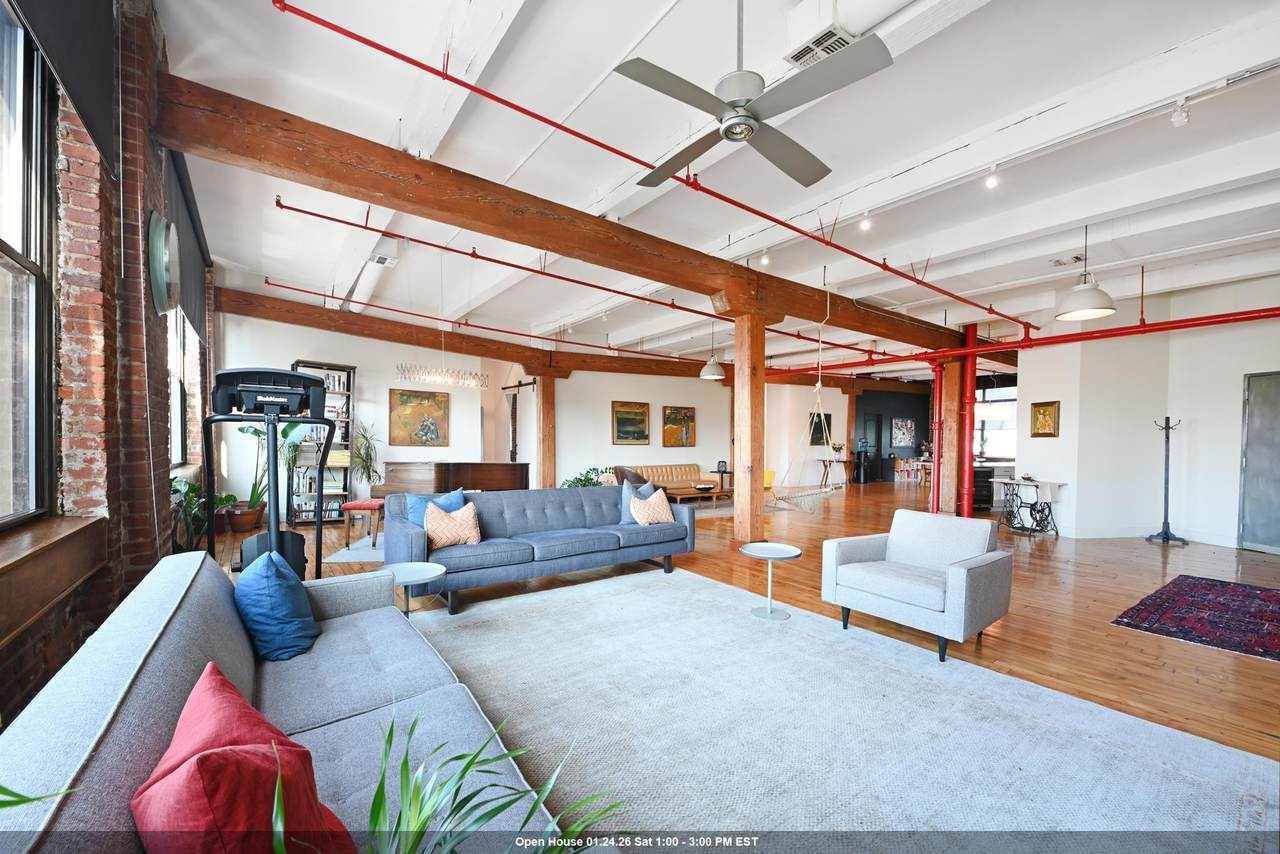 1620 Manhattan Ave - Photo 1