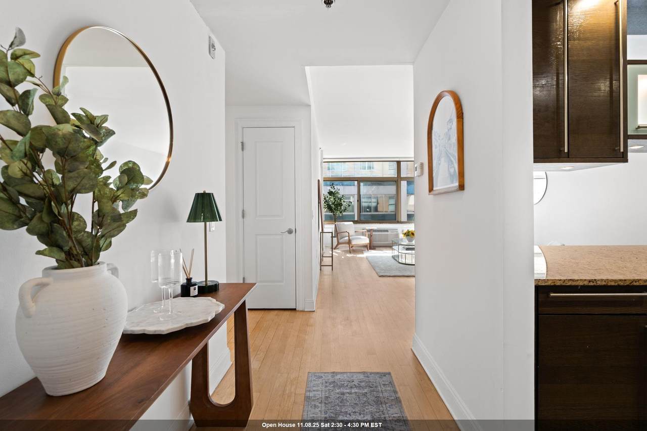 10 Regent St - Photo 1