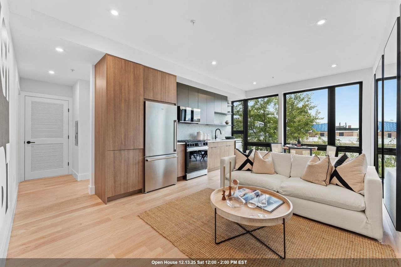 433 Central Ave - Photo 1