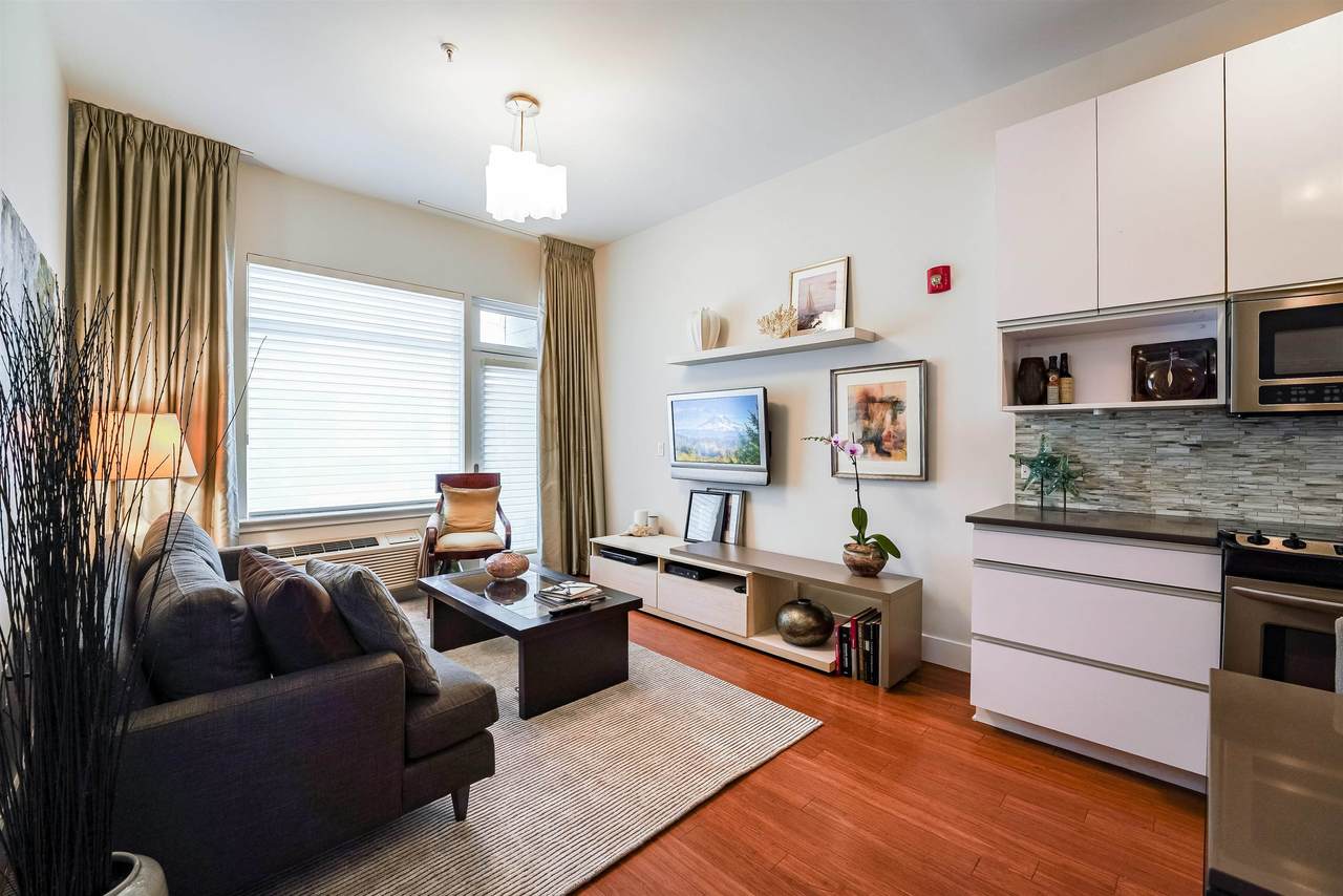 217 Newark Ave - Photo 1