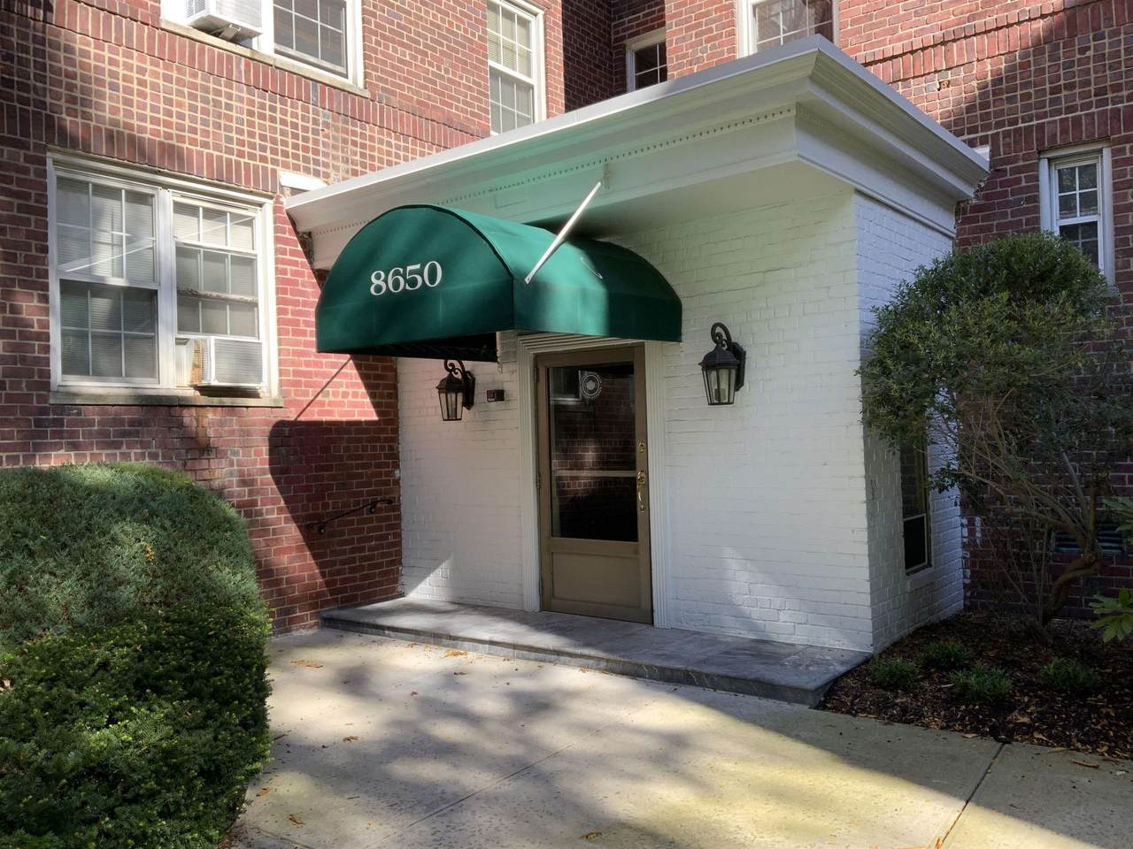 8650 Blvd East - Photo 1
