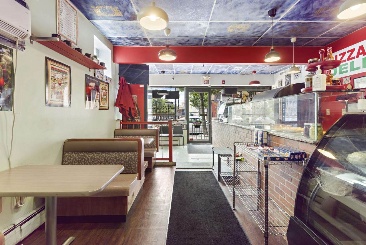 200 New York Ave - Photo 1