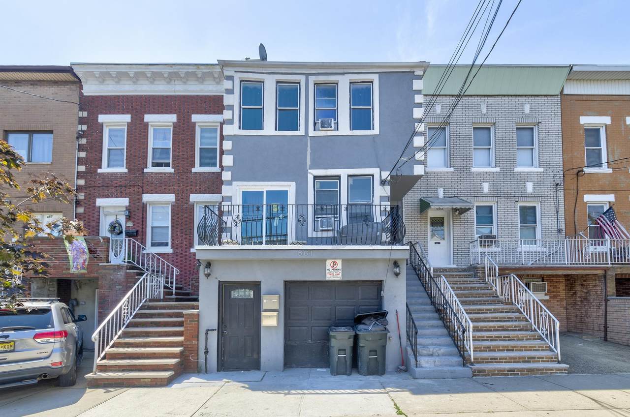 661 Kennedy Blvd - Photo 1