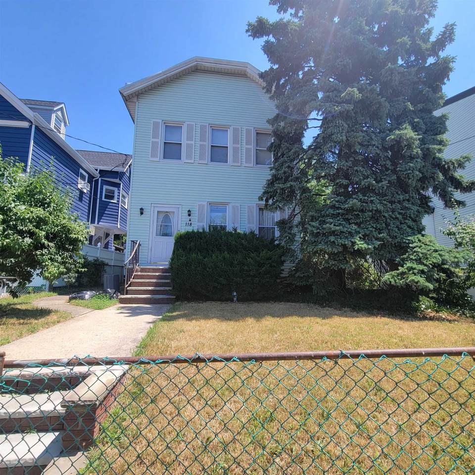 116-120 Newman Ave - Photo 1