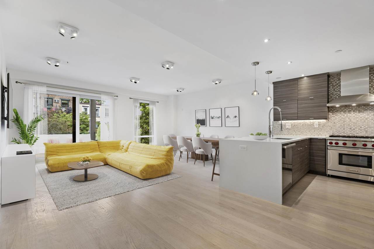 707 Willow Ave - Photo 1