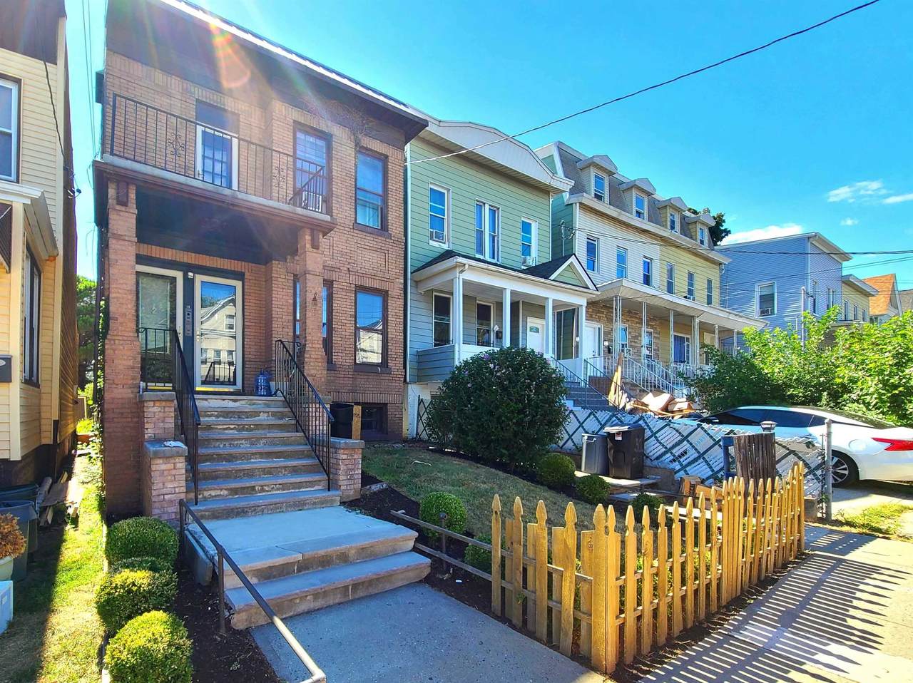 31 Winfield Ave - Photo 1