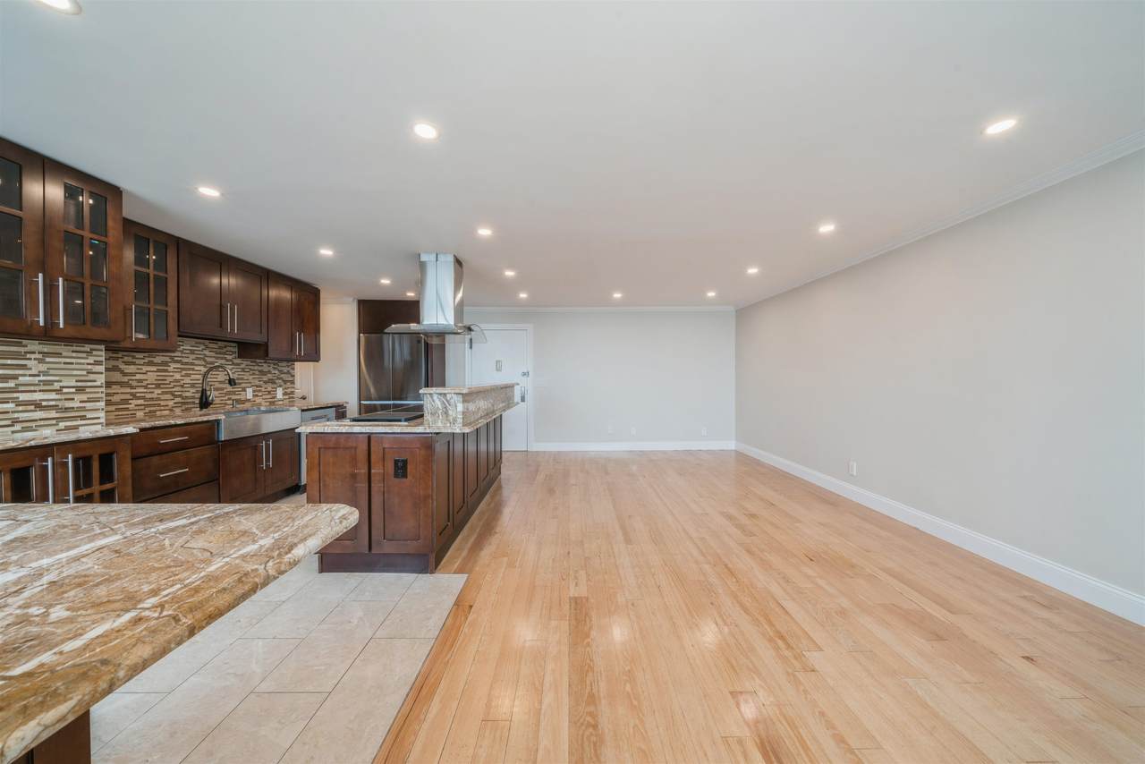 100 Manhattan Ave - Photo 1