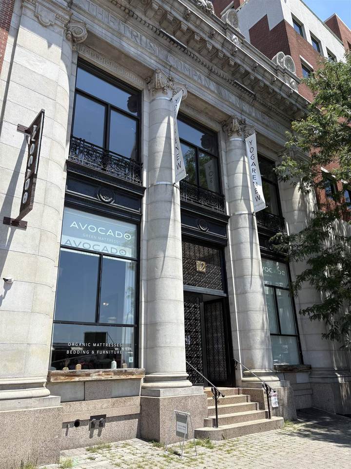 14.5 Hudson Pl - Photo 1