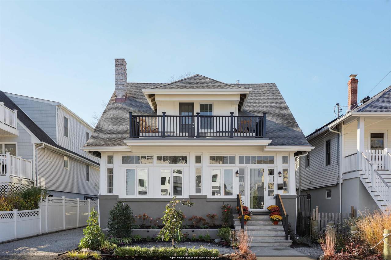 25 Shrewsbury Ave - Photo 1