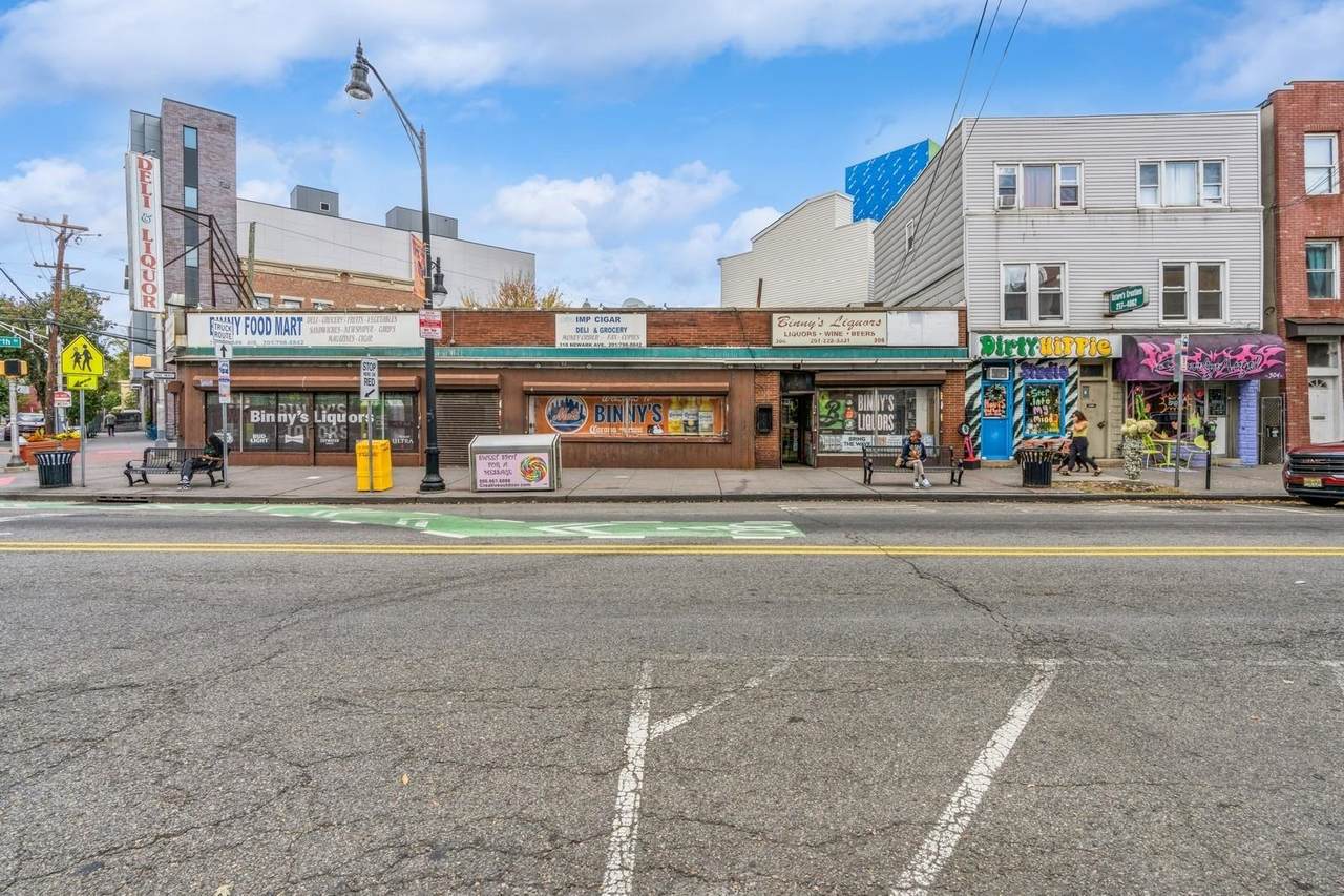 306-310 Newark Ave - Photo 1