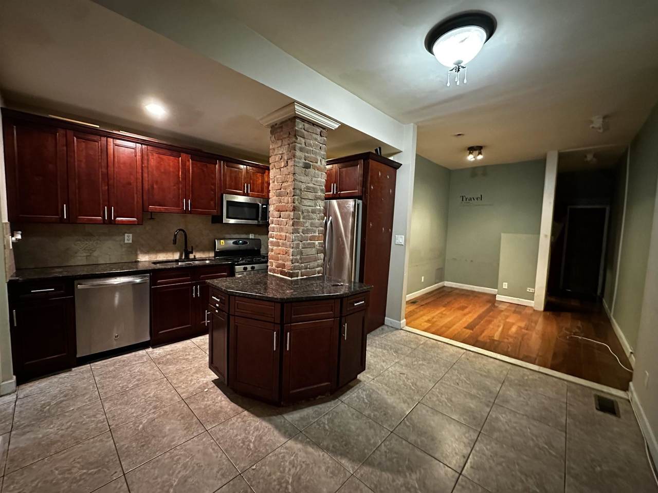 45A Van Reypen St - Photo 1