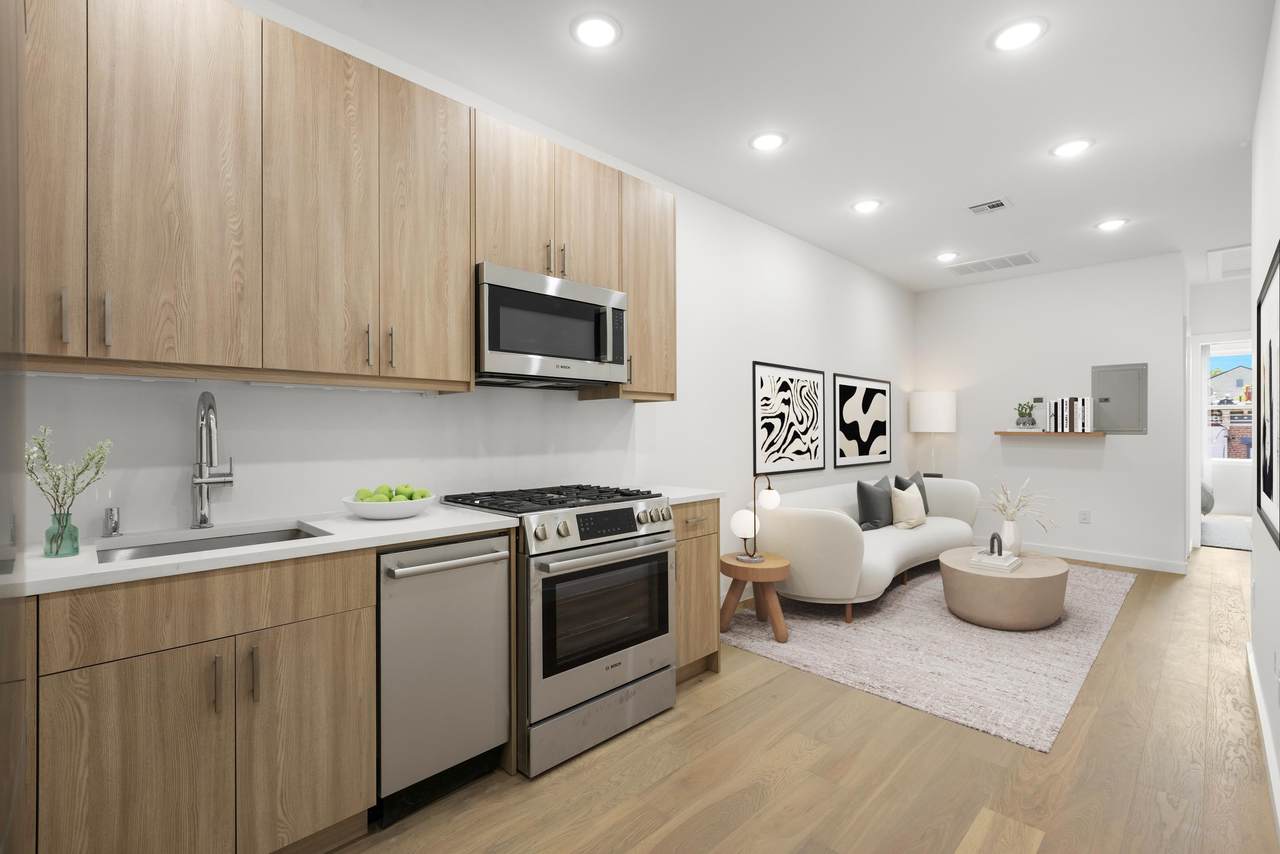 364 8TH ST - Photo 1
