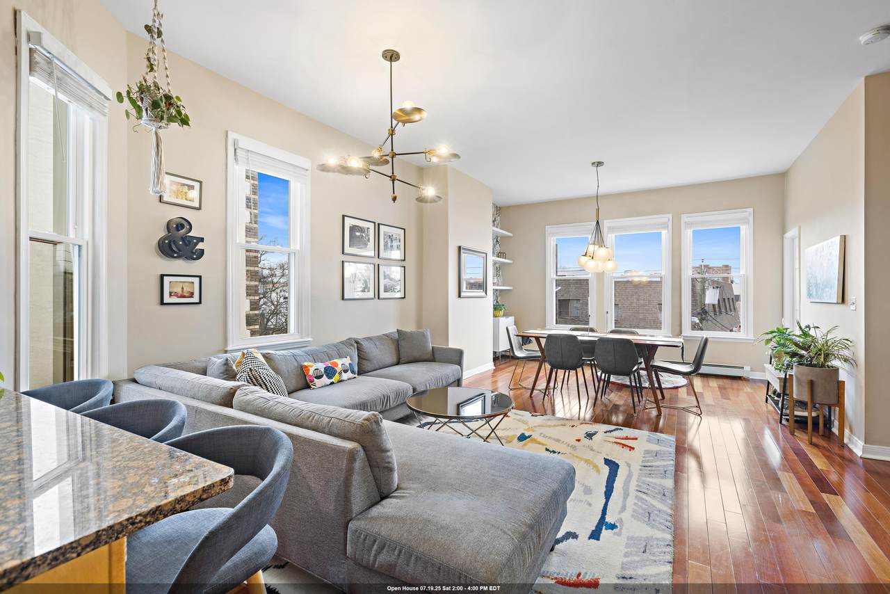 314 Palisade Ave - Photo 1
