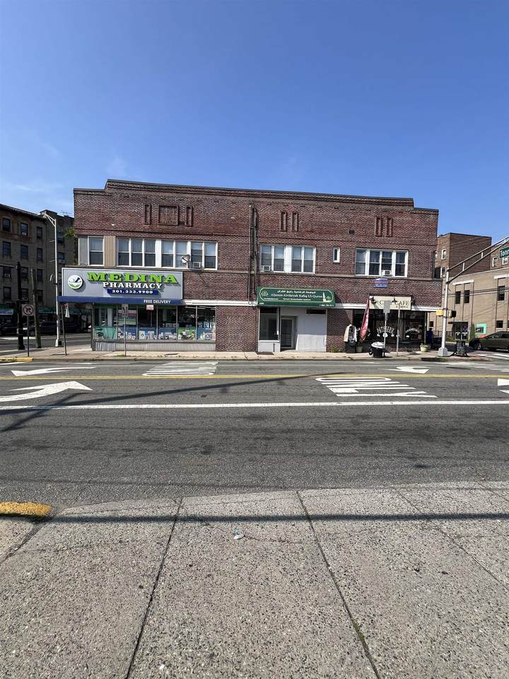 2800 Kennedy Blvd - Photo 1