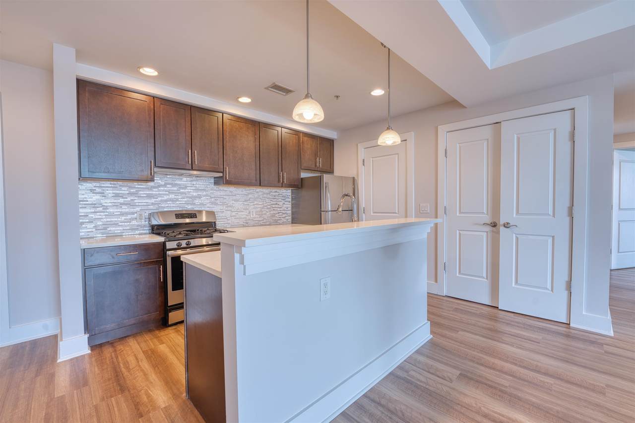 1040 John F Kennedy Blvd - Photo 1