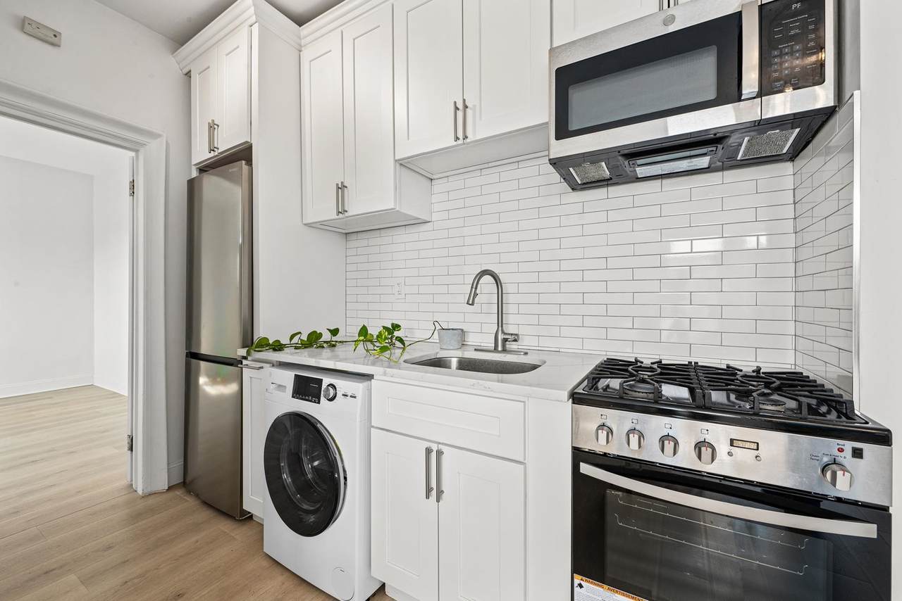 57 Corbin Ave - Photo 1