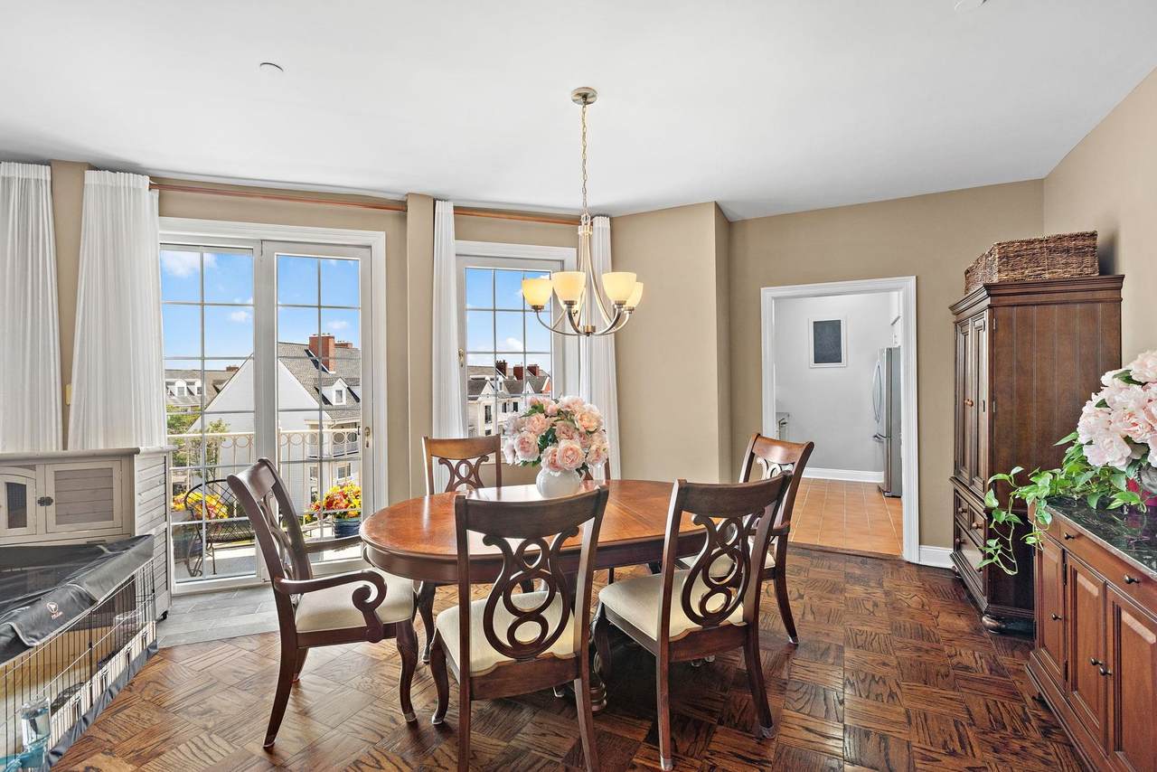 205 Shearwater Ct West - Photo 1