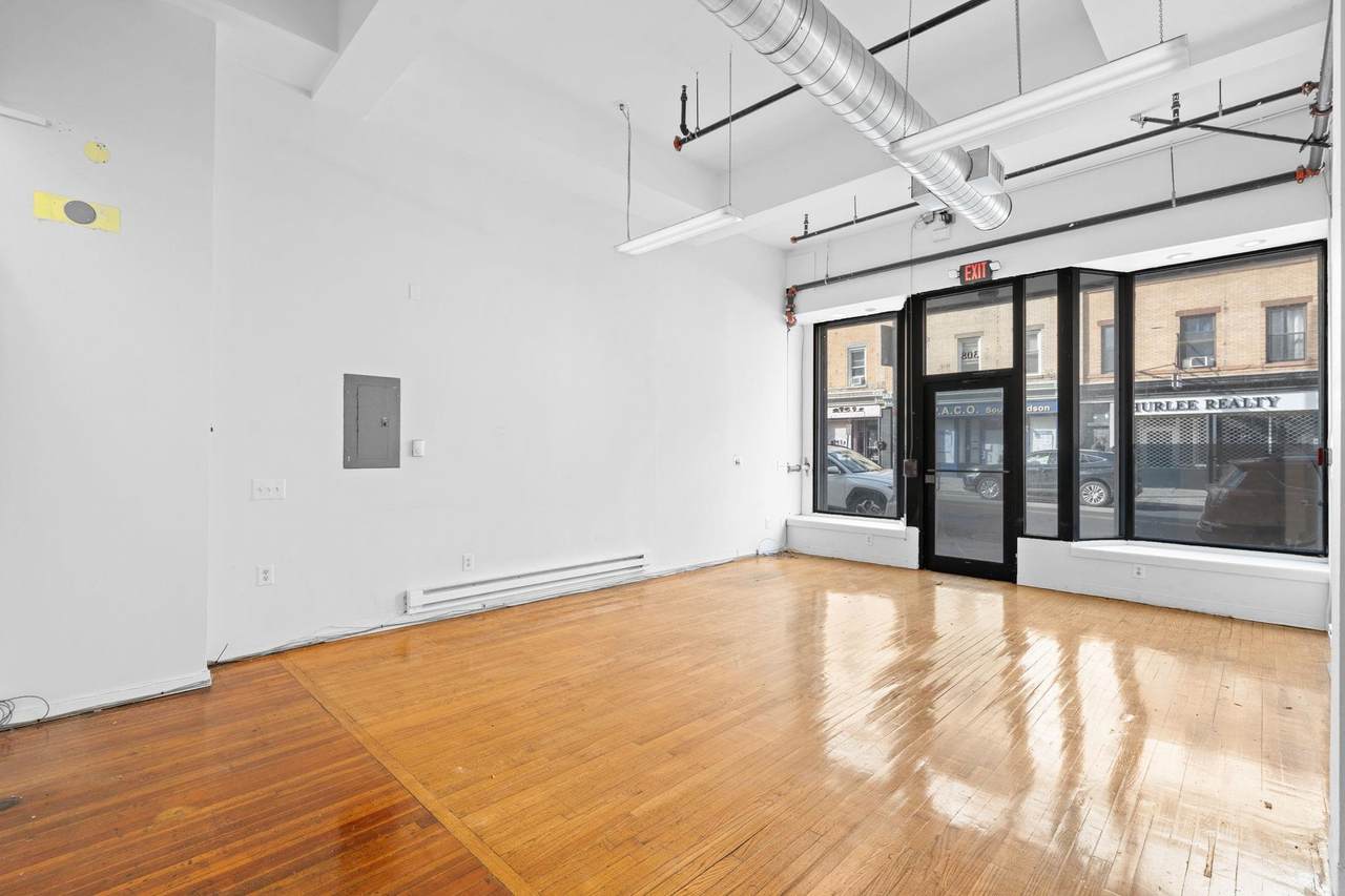 308 Martin Luther King Blvd - Photo 1