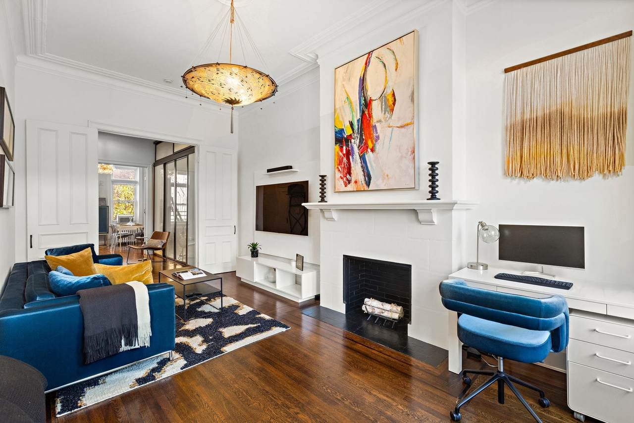 937 Washington St - Photo 1