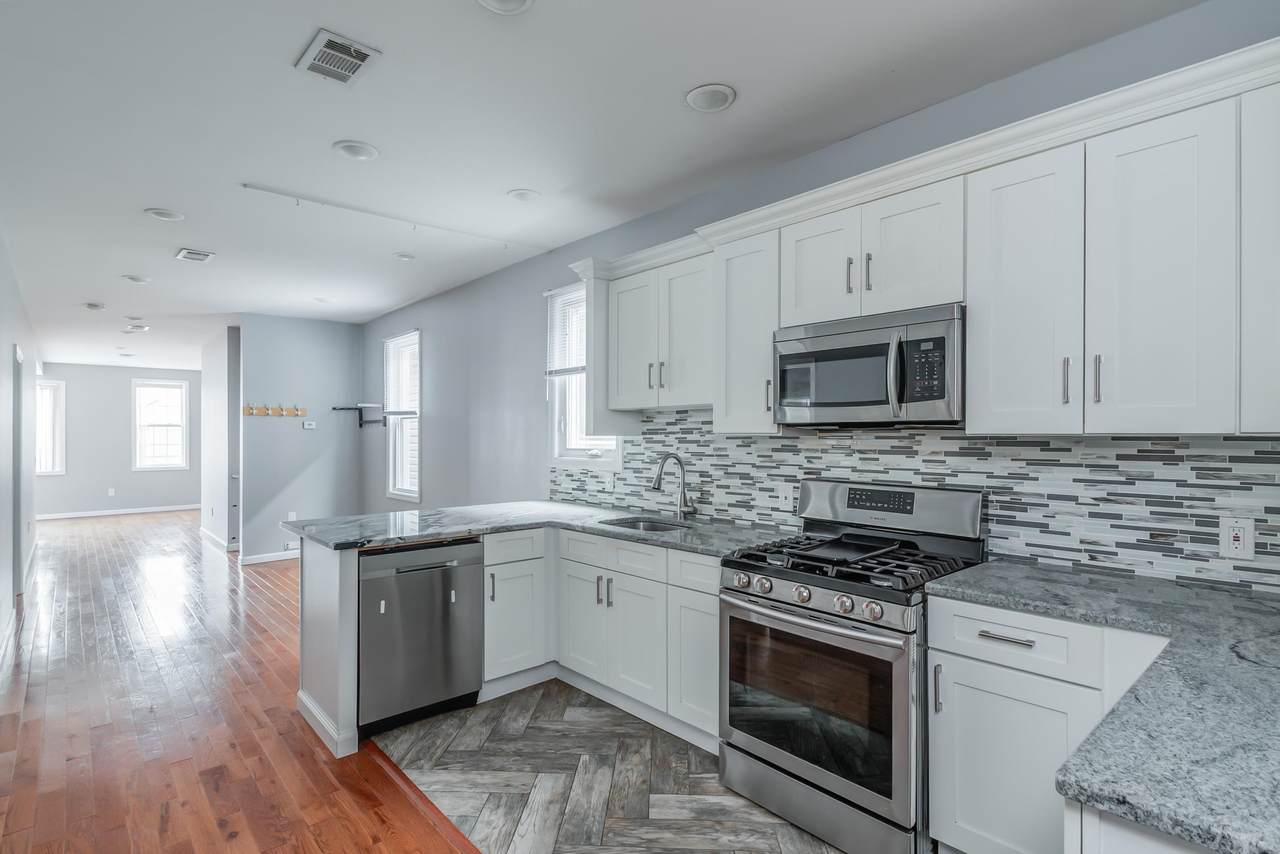 164 Avenue B - Photo 1