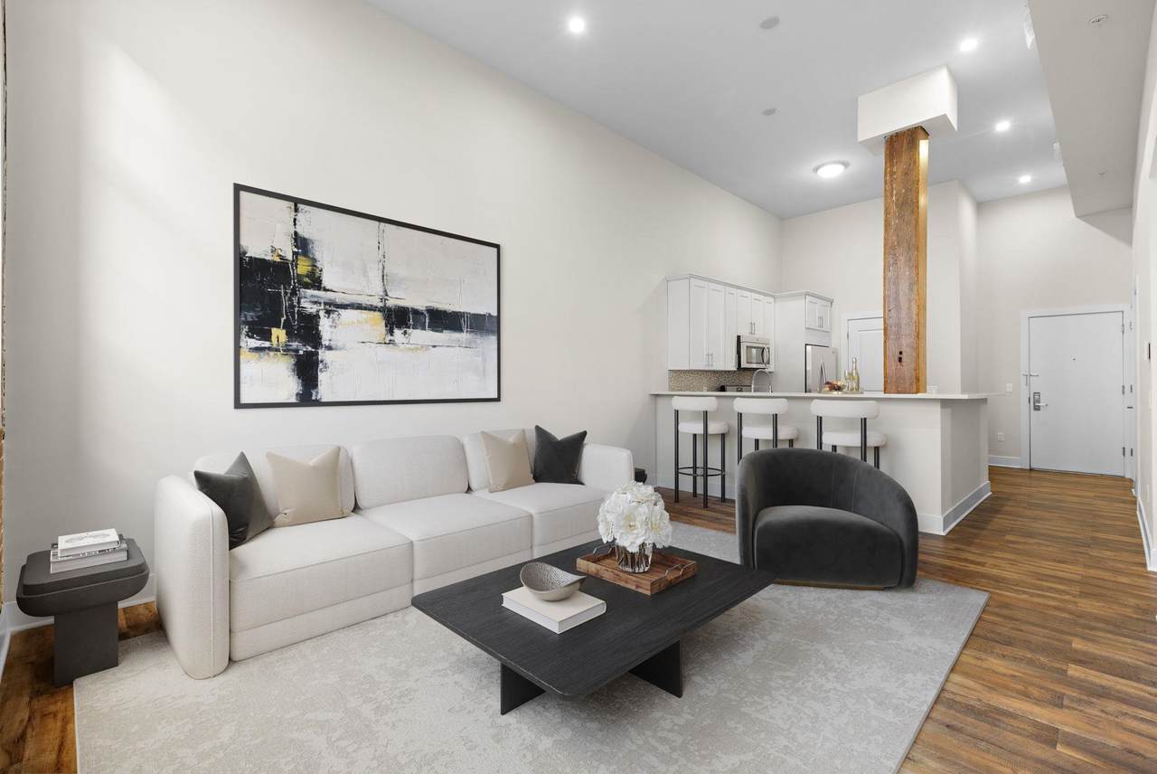 6200 Hudson Ave - Photo 1