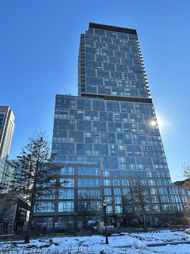 75 Park Lane South - Photo 1