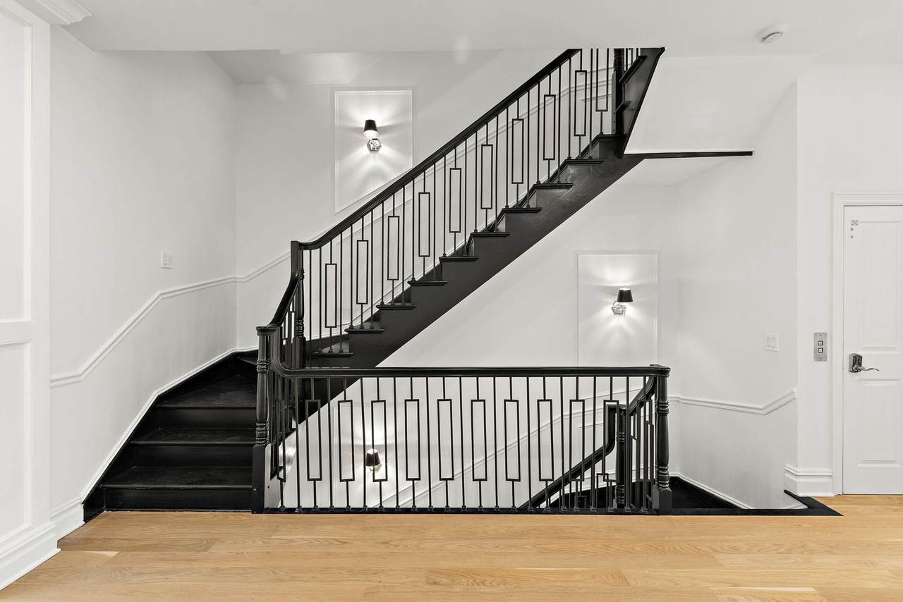 16 Regency Pl - Photo 1