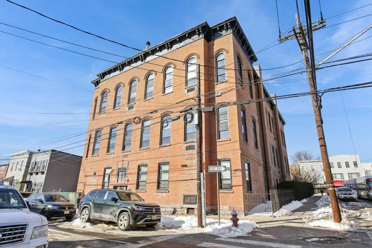 464 Central Ave - Photo 1