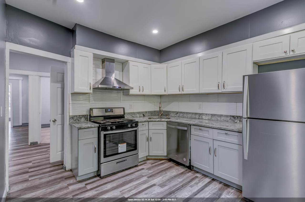 25 Bartholdi Ave - Photo 1