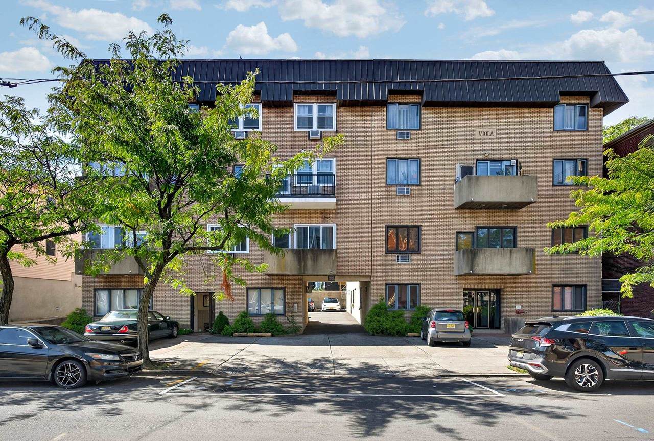 40-46 West 20Th St - Photo 1